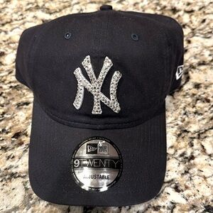 New York Yankees WOMENS Swarovski Bling New Era Adjustable Hat Cap Brand New